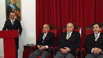 SESIÓN SOLEMNE Y PÚBLICA DE RECEPCIÓN, COMO ACADÉMICO NUMERARIO DEL DR. SUÁREZ QUINTANILLA
