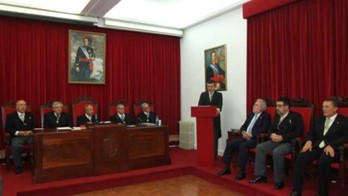 SESIÓN SOLEMNE Y PÚBLICA DE RECEPCIÓN, COMO ACADÉMICO NUMERARIO DEL ELECTO DR. PEDRO GIL GIL