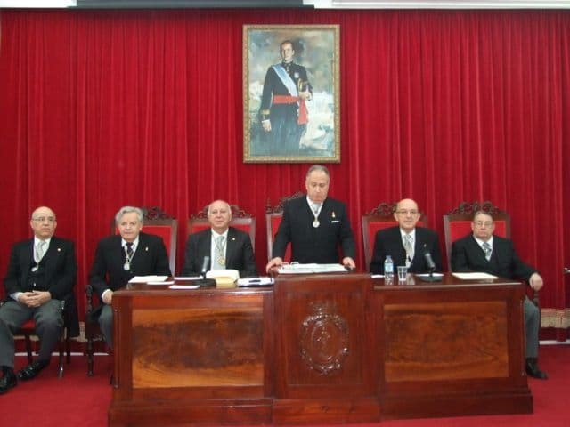 SOLEMNE SESIÓN PÚBLICA DE INAUGURACIÓN DEL CURSO ACADÉMICO 2012.