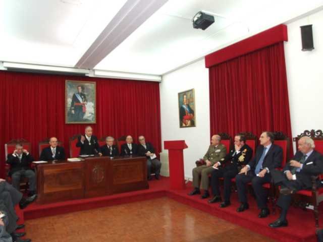 SOLEMNE SESIÓN PÚBLICA DE INAUGURACIÓN DEL CURSO ACADÉMICO 2014.